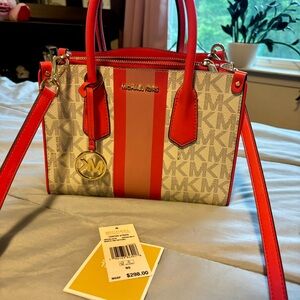 BRAND NEW Michael Kors purse!